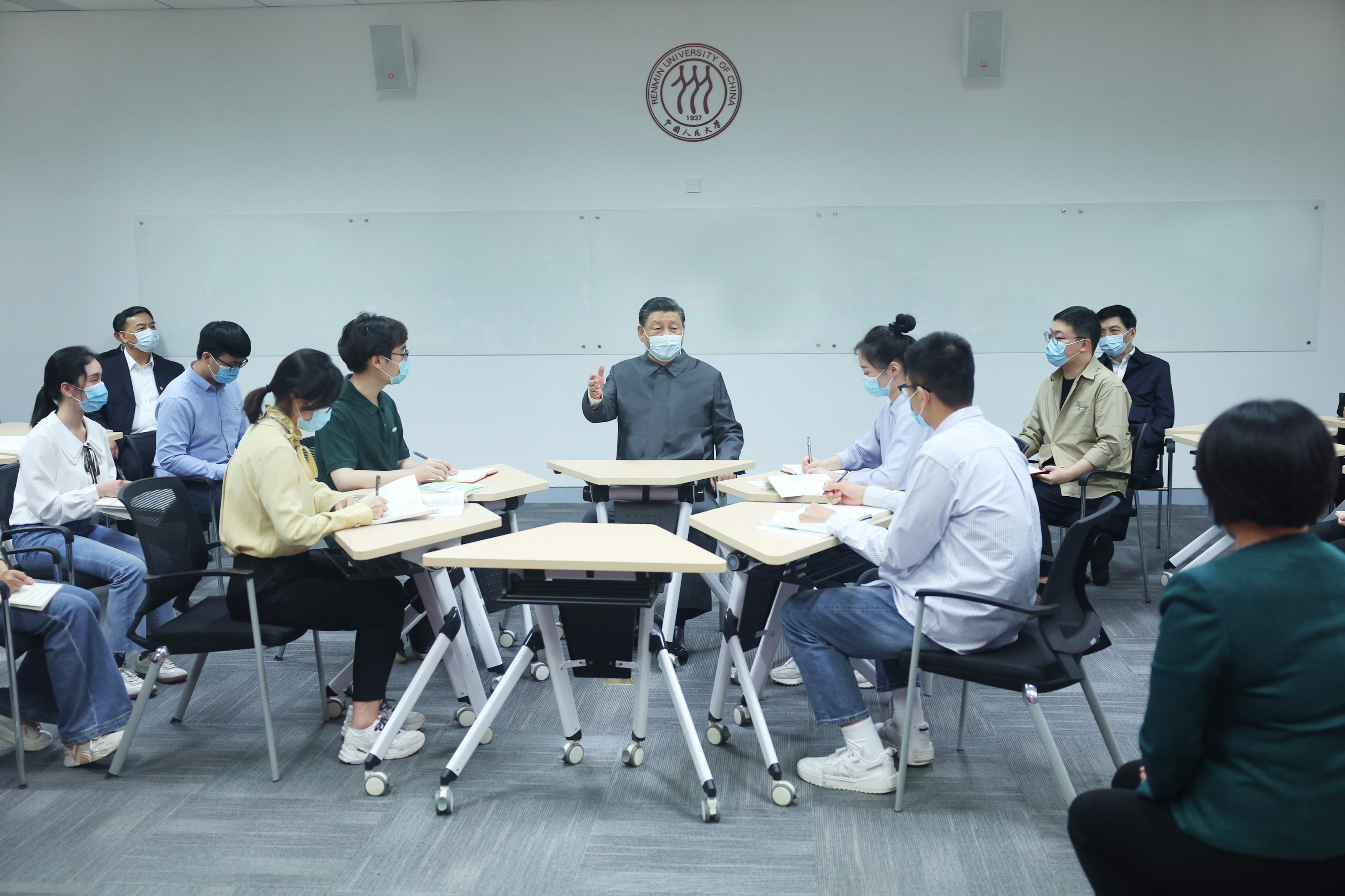 課堂討論如何促進(jìn)雙語(yǔ)學(xué)習(xí)的深度理解