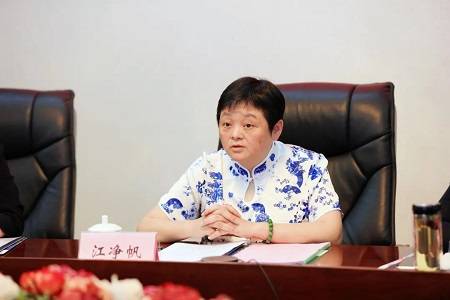 雙語教師跨學(xué)科合作推動創(chuàng)新教學(xué)之道
