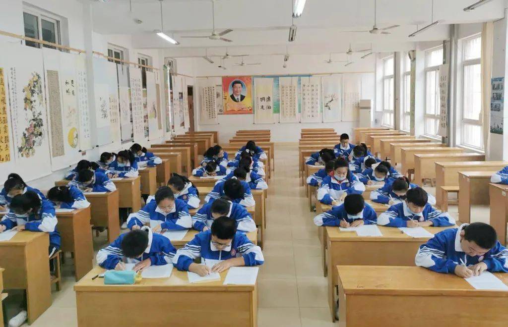 校園文化氛圍與學(xué)生文化素養(yǎng)，共生共榮的緊密關(guān)系