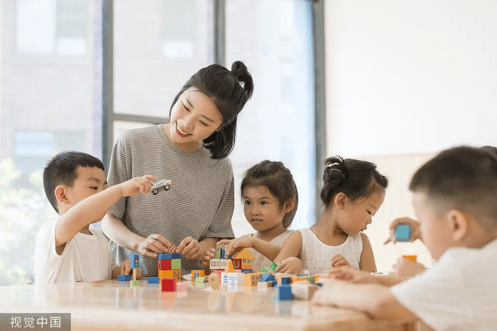 心理健康教育課程與教師心理健康維護(hù)的重要性與策略