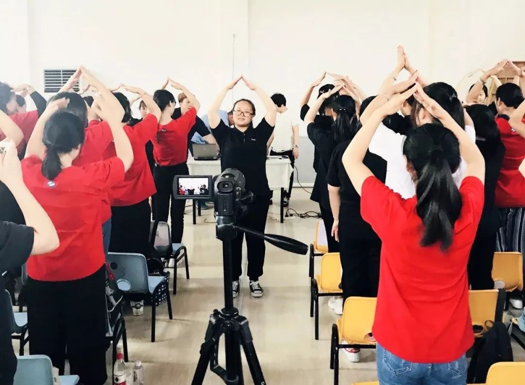 培訓課程助力教師展翅騰飛，專業(yè)成長的魅力之旅