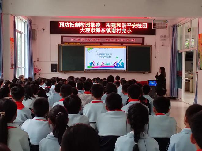 教育理念的持續(xù)更新，教師成長的基石