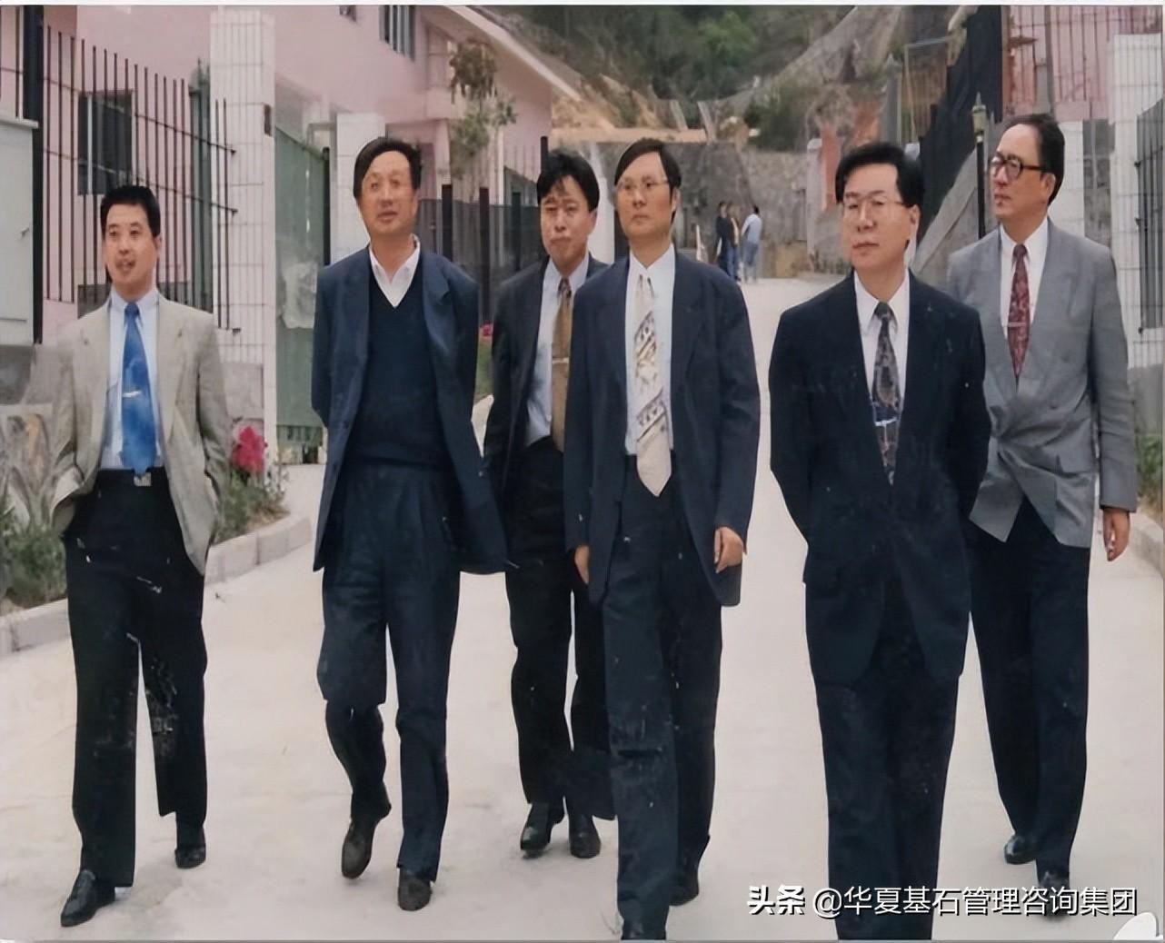 教師領(lǐng)導(dǎo)力如何受到個(gè)人情感與價(jià)值觀的影響