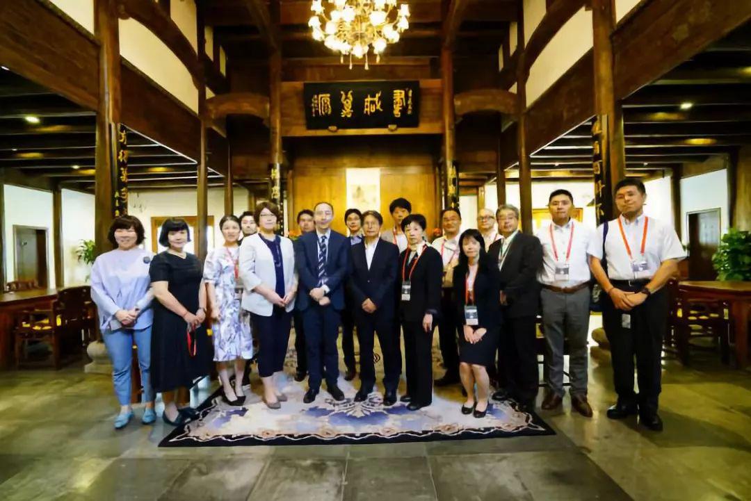 雙語教師如何通過文化融合強化團隊合作與支持力返回搜狐，查看更多