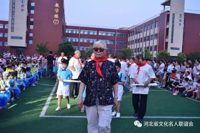 孟津雙語學(xué)校聯(lián)誼會(huì)電話——搭建友誼橋梁，共創(chuàng)美好未來