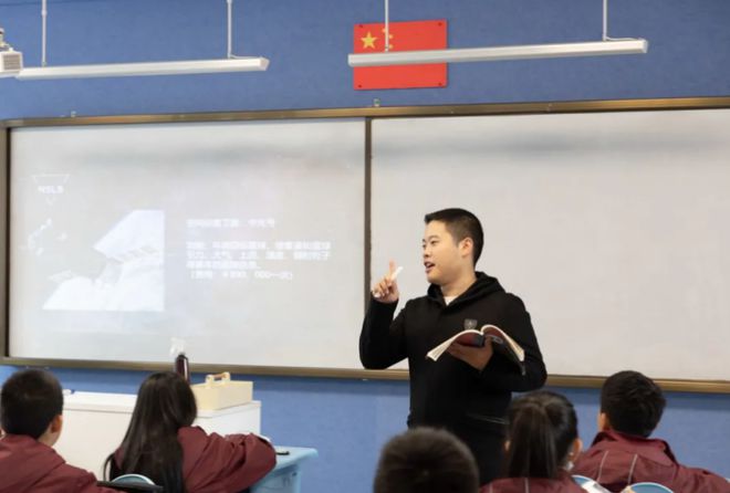 孟津雙語學(xué)校張瑩簡(jiǎn)歷深度解析