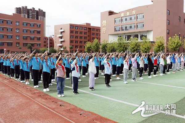 孟津雙語學(xué)校之星陳璐璐，閃耀的校園之星