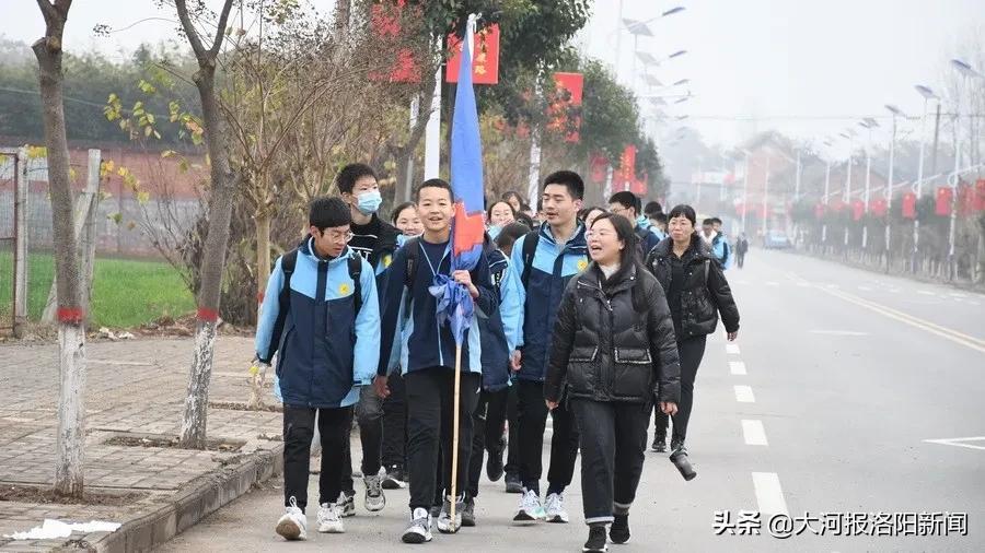 孟津雙語學(xué)校與保險(xiǎn)，教育保障的探索與實(shí)踐之路