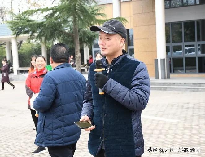 孟津雙語學(xué)校武術(shù)操視頻，傳統(tǒng)武術(shù)與現(xiàn)代教育融合之美