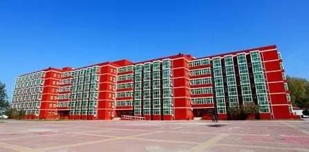 孟津雙語學(xué)校職業(yè)技術(shù)學(xué)院優(yōu)秀教師風(fēng)采展示（第十三期）