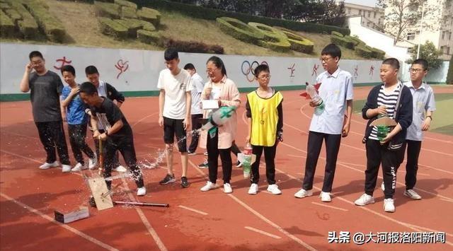 孟津雙語(yǔ)學(xué)校職業(yè)技術(shù)學(xué)院榜樣學(xué)生風(fēng)采展示（第二期）