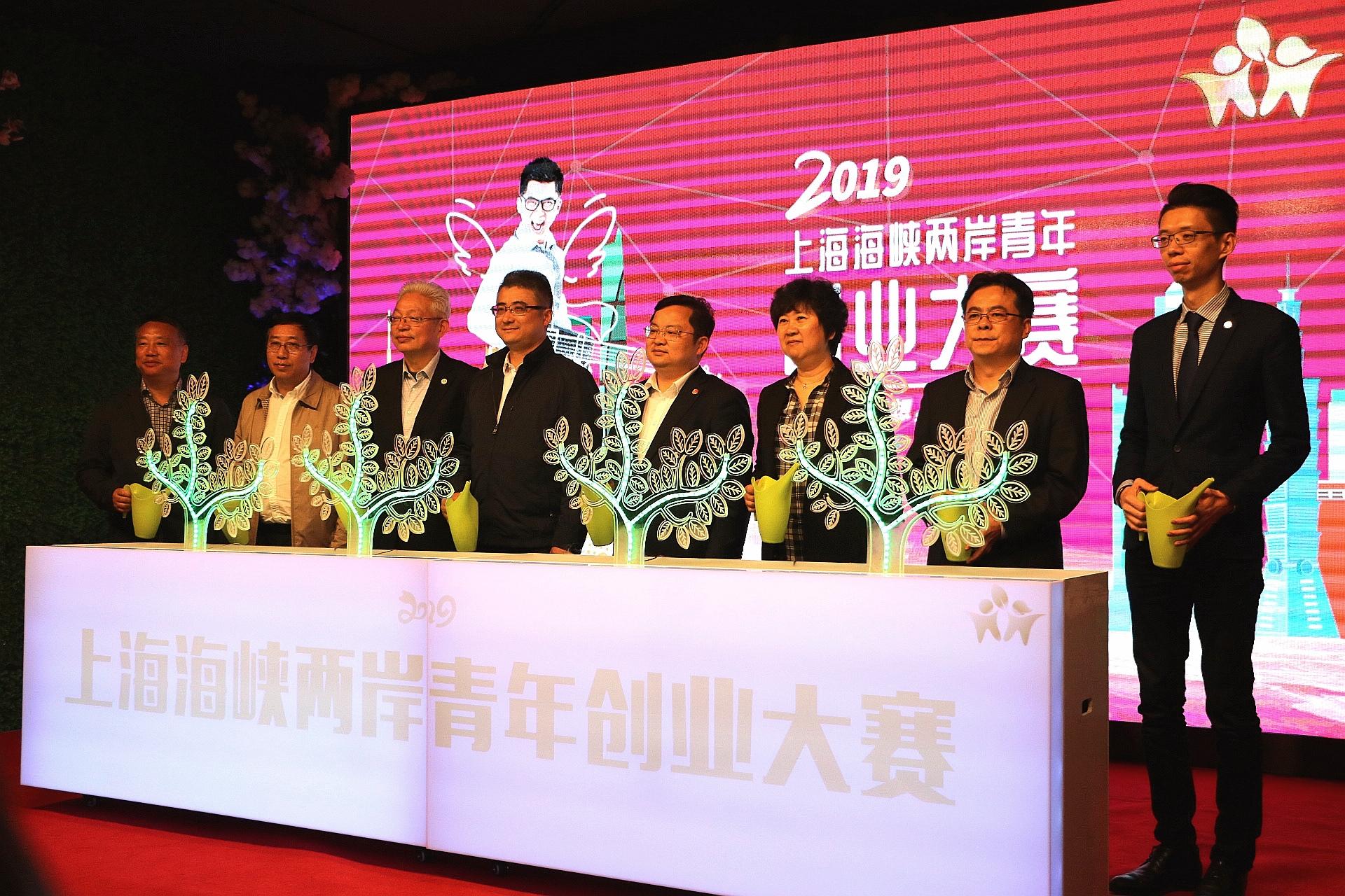 學校教學工坊專家培訓暨青年教師第二輪PK賽，探索卓越教育新征程