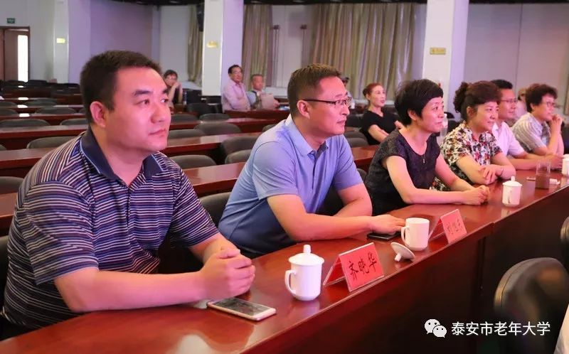 泰安市委老干部局副局長劉智廣一行深情看望慰問學院退休老領(lǐng)導