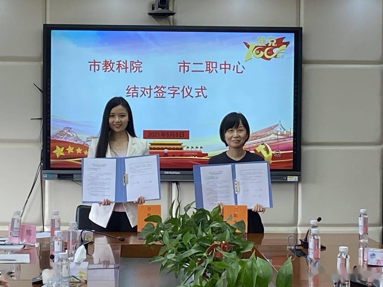喜報！我院在悅享盛世書香·共建文化校園活動中榮獲優(yōu)秀組織單位稱號