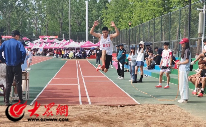 學(xué)院盛大開幕2024春季田徑運(yùn)動(dòng)會(huì)，青春激情的盛宴