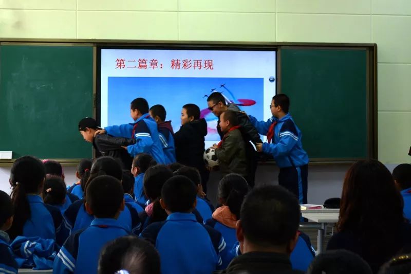 孟津雙語(yǔ)學(xué)校腳下的職業(yè)學(xué)院，三鏈融合塑造創(chuàng)業(yè)就業(yè)搖籃，新華每日電訊報(bào)道亮相