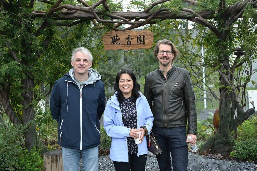 亓玉華講授黨課深化黨的理念，引領(lǐng)青年奮進新時代——生物系黨課活動紀(jì)實