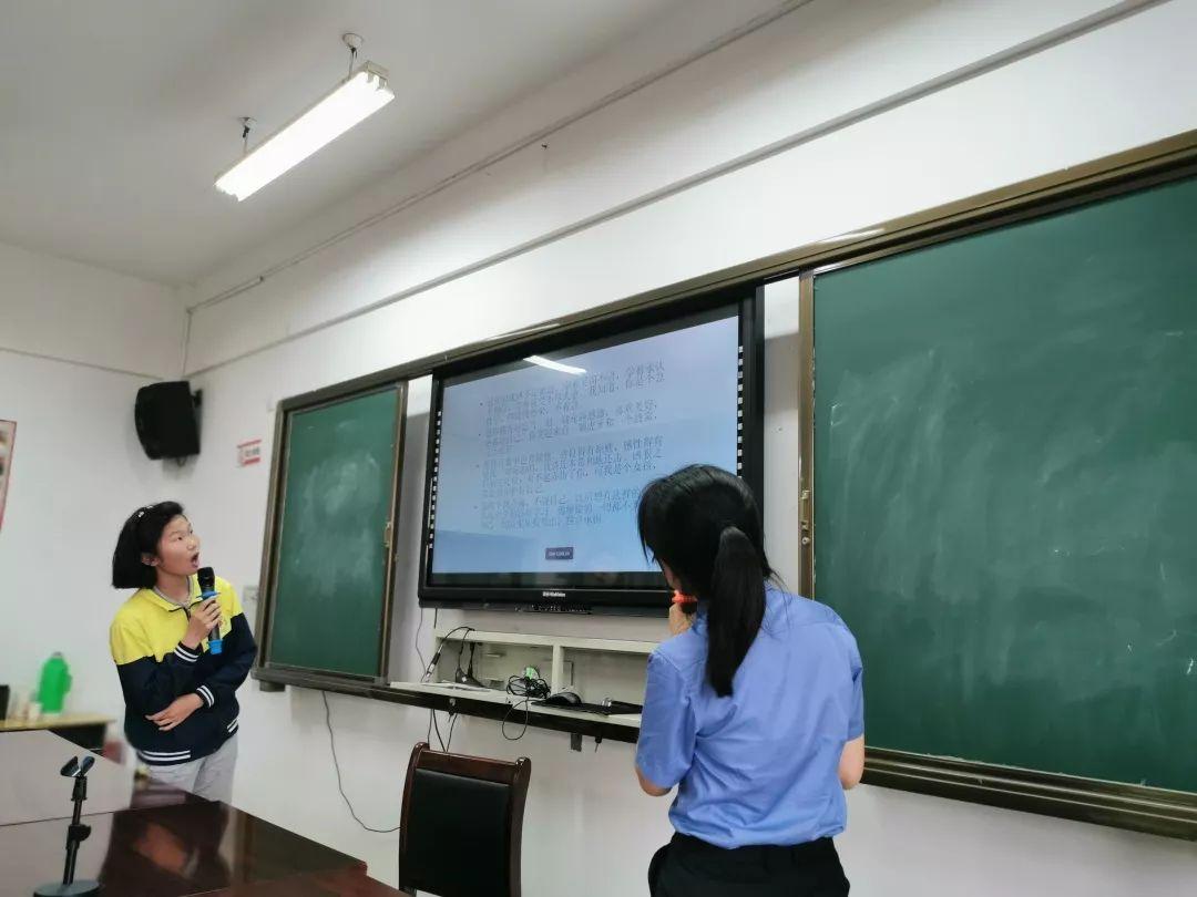 我院女職工維權(quán)行動月系列活動啟動