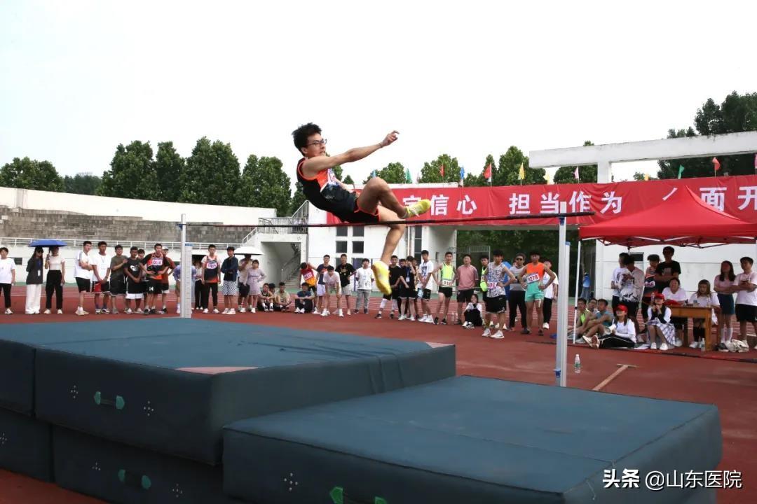 山東省第十六屆大學(xué)生運動會田徑比賽，我院榮獲佳績！