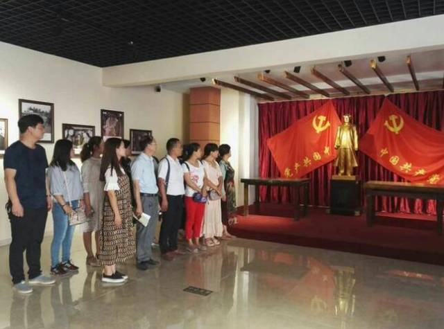 我院新生參觀學(xué)院泰安紅色文化主題園，傳承紅色基因，激發(fā)青春活力