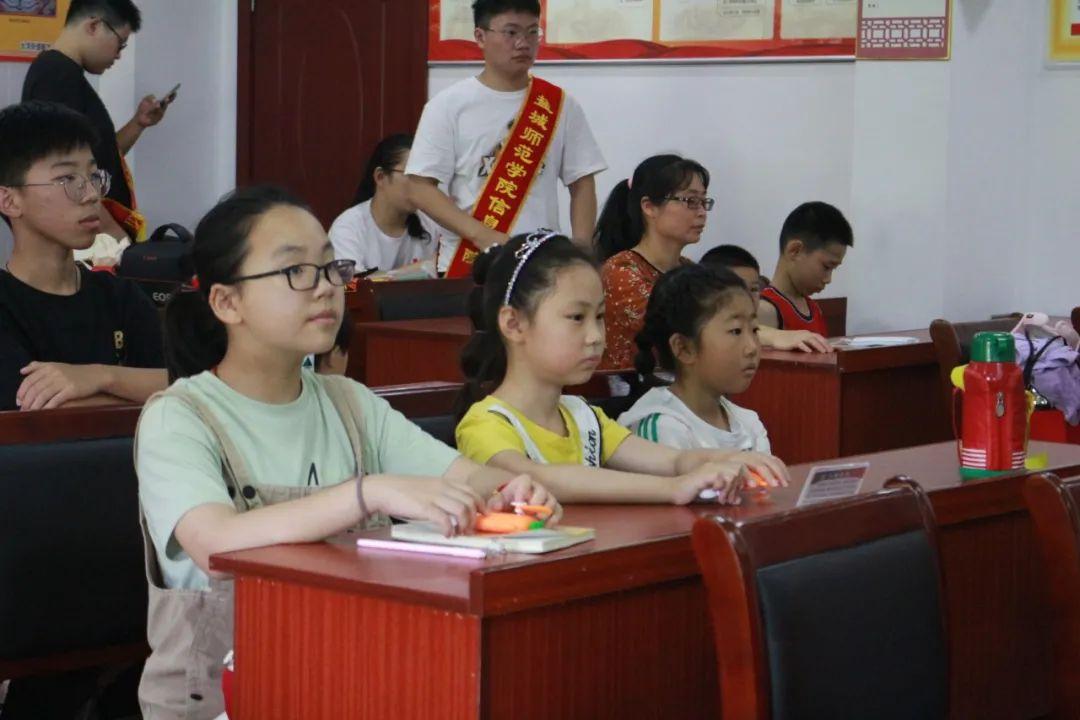 學(xué)院文明創(chuàng)建工作推進(jìn)會，深化文明建設(shè)，共筑美好校園未來