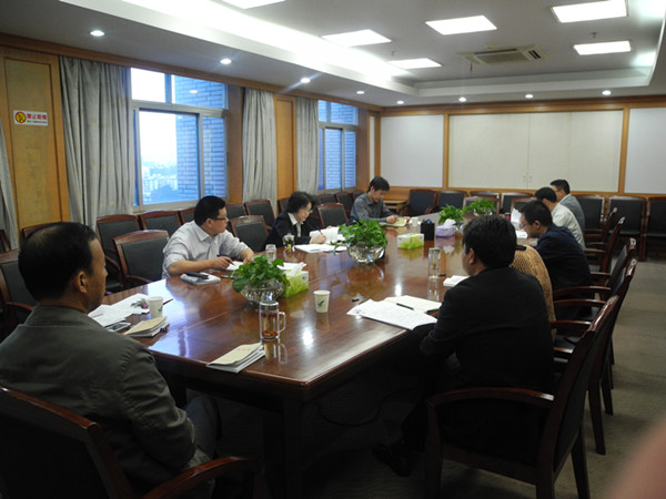 黨委書記張勇華參加機關一支部組織生活會，深化黨性教育，推動組織建設新篇章