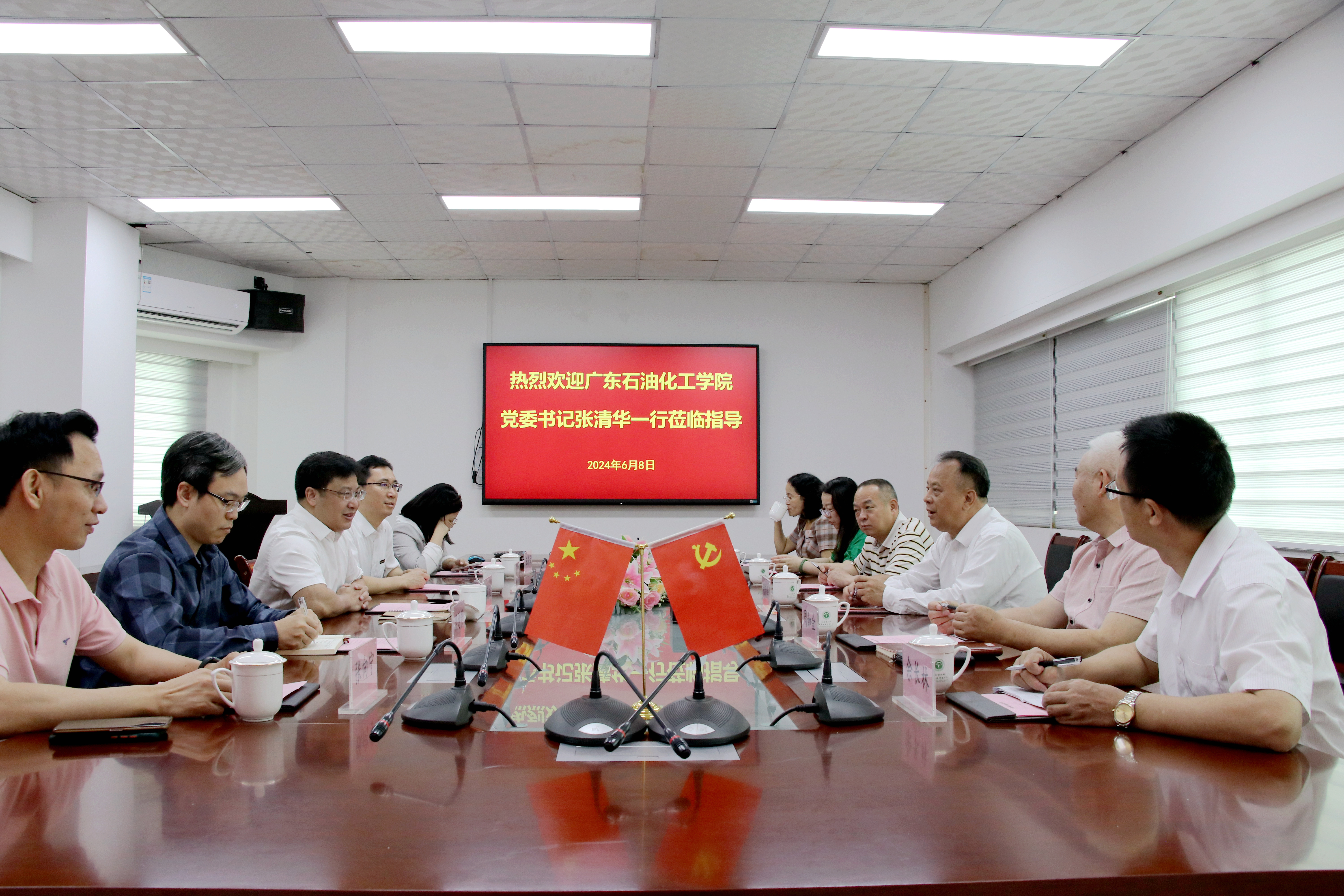 張清民到學(xué)院畢業(yè)生公司調(diào)研，探索教育與企業(yè)合作的深度融合