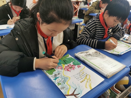 孟津學校二年級語文教育深度探索，畫話結合啟思維，翰墨沁心育素養(yǎng)
